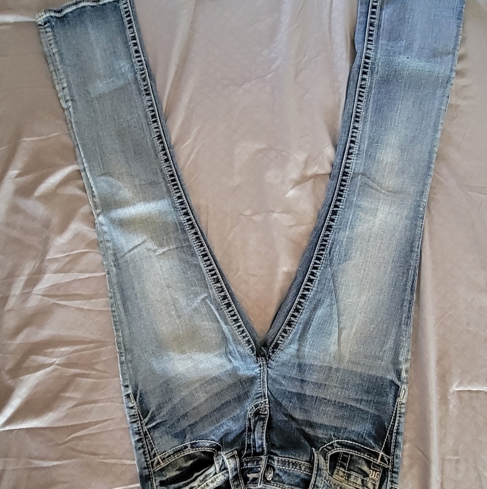 Size 26 Miss Me Jeans - Picture 4 of 6
